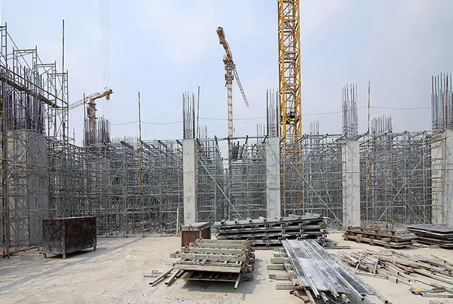 Hoàn thành đổ bê tông cột sàn tầng 1 block Saturn