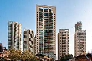 Giá căn hộ quận 7 đầu năm 2026 tăng hay giảm (Người mua và nhà đầu tư cần bức tranh giá mới nhất để quyết định thời điểm xuống tiền. / Hỏi đáp: Giá căn hộ quận 7 hiện nay dao động bao nhiêu?)
