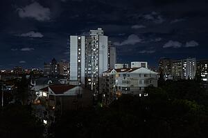 Có nên mua căn hộ quận 7 để ở năm 2026 (Câu hỏi phổ biến với nhóm mua ở thực, nhất là khi cân nhắc tiện ích và kết nối khu Nam. / Hỏi đáp: Mua căn hộ quận 7 có phù hợp cho gia đình trẻ không?)