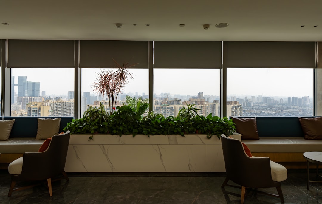 Căn hộ quận 7 dưới 3 tỷ còn những lựa chọn nào (Nhóm tìm kiếm theo ngân sách rất lớn, dễ chuyển đổi thành nhu cầu mua thực. / Hỏi đáp: Dưới 3 tỷ ở quận 7 có mua được căn hộ 2 phòng ngủ không?) — hình 1