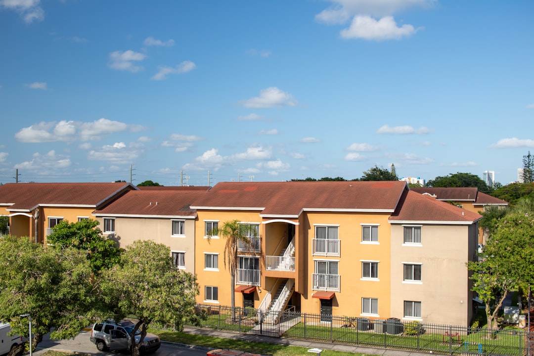 Quy trình đăng ký mua nhà ở xã hội Q7 từ A đến Z (Nội dung có chiều sâu, phù hợp người đọc cần hướng dẫn đầy đủ từ đầu đến cuối. / Hỏi đáp: Đăng ký mua nhà ở xã hội quận 7 mất bao lâu?) — hình 1