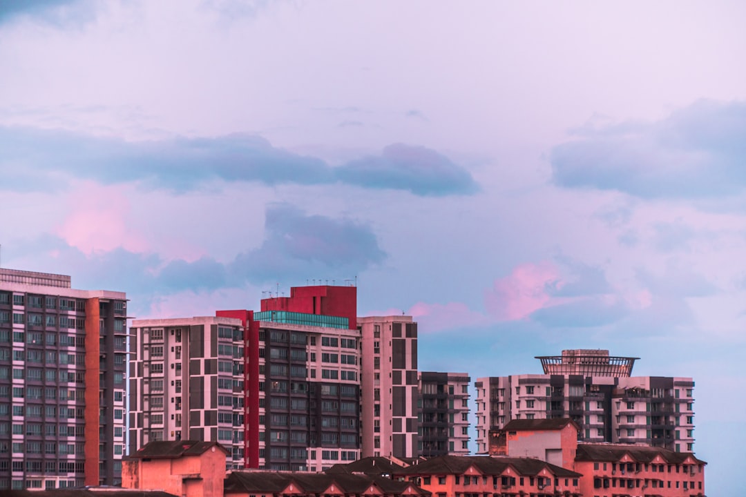 Có nên mua căn hộ phường Phú Thuận để cho thuê năm 2026 (Đáp ứng nhu cầu đầu tư cho thuê ở khu Nam, phù hợp nhóm người mua cân nhắc dòng tiền. / Hỏi đáp: Căn hộ phường Phú Thuận có dễ cho thuê không?) — hình 2