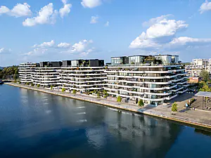Vì sao căn hộ đường Đào Trí được giới mua ở quan tâm (Khai thác điểm mạnh vị trí ven sông, kết nối và môi trường sống, phù hợp bài giải thích nhu cầu. / Hỏi đáp: Đường Đào Trí có lợi thế gì so với các khu khác ở quận 7?)