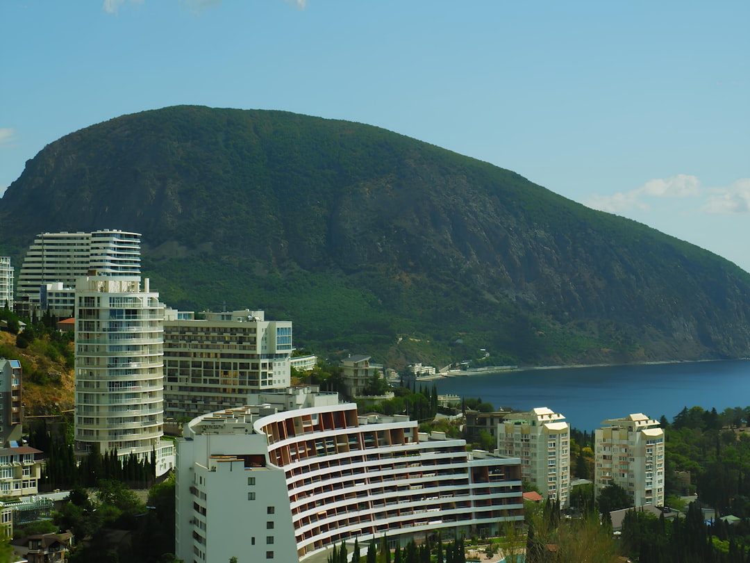 Cách chọn căn hộ quận 7 theo nhu cầu tài chính (Nội dung hỗ trợ người mua lập kế hoạch tài chính và khoanh vùng sản phẩm phù hợp. / Hỏi đáp: Nên chọn căn hộ quận 7 theo thu nhập như thế nào?)